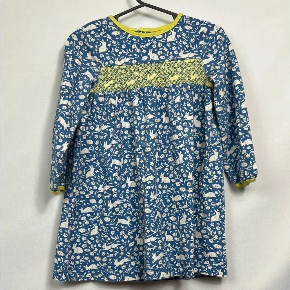 Baby Boden Blue and white bunny smocked long sleeve knit dress size 2-3 years
